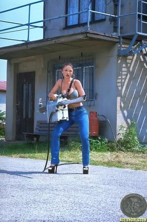 Veronica Zemanova Flame Thrower