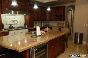 Original 2000 px/ 1333 px