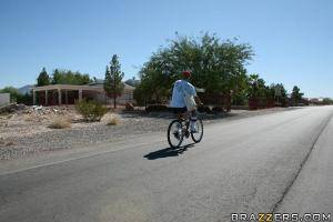 Original 900 px/ 600 px