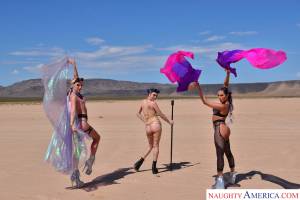 Original 2500 px/ 1667 px