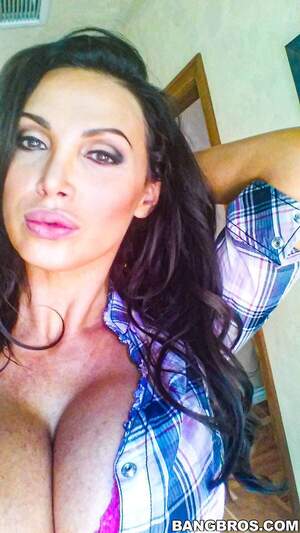 Original 900 px/ 1600 px