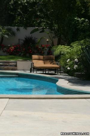 Original 600 px/ 900 px