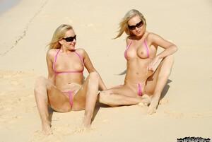 Original 3000 px/ 2008 px