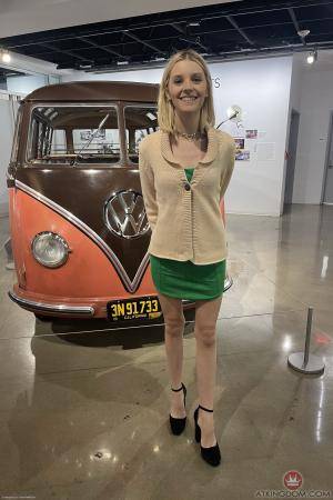 Original 2000 px/ 3000 px