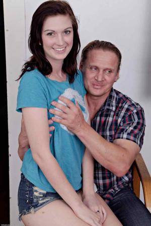 Original 854 px/ 1280 px