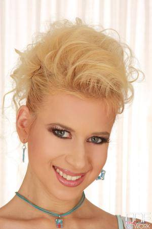 Original 1728 px/ 2592 px