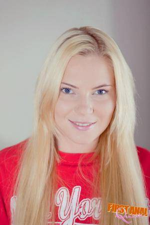 Original 683 px/ 1024 px