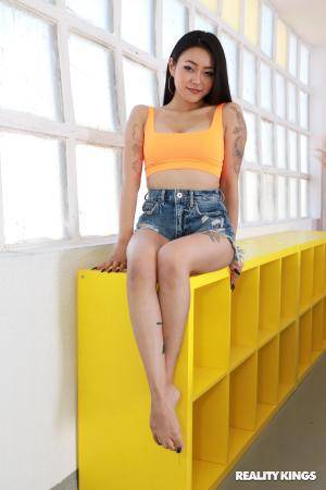 Original 2000 px/ 3000 px