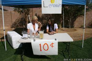 Original 900 px/ 600 px