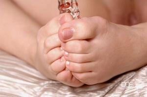 Original 2000 px/ 1328 px