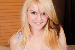 Original 3000 px/ 2008 px