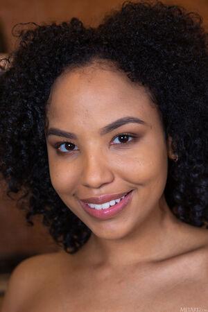 Original 3840 px/ 5760 px