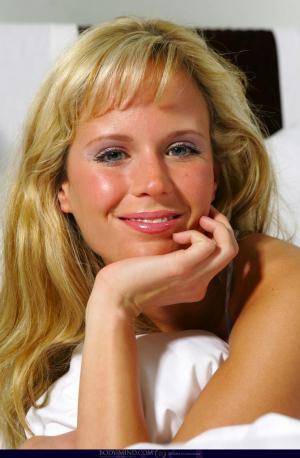 Original 670 px/ 1024 px