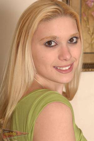 Original 711 px/ 1069 px