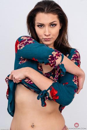 Original 2001 px/ 3000 px