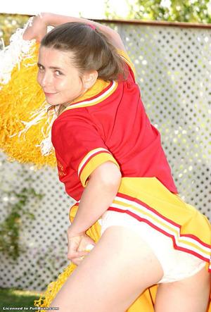 Original 693 px/ 1024 px