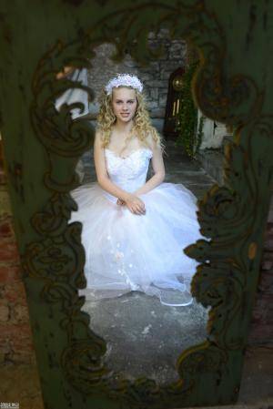 Original 855 px/ 1280 px