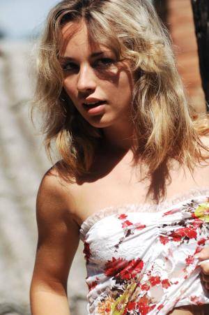 Original 851 px/ 1280 px