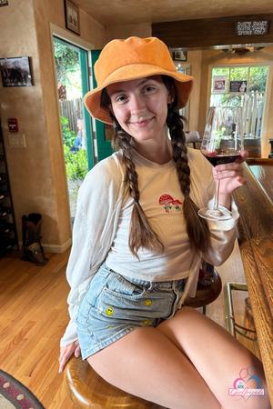 Original 2000 px/ 3000 px