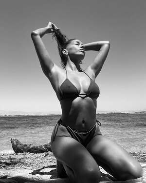 Original 640 px/ 800 px