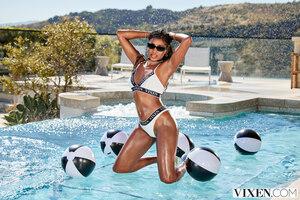 Original 2999 px/ 2000 px