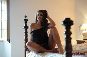 Original 1280 px/ 851 px