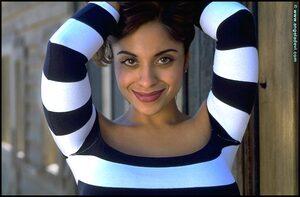 Original 745 px/ 490 px