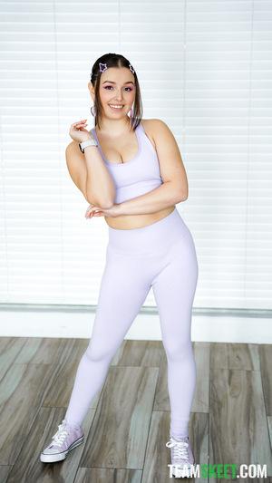 #TeamSkeet - Leana Lovings - My Favorite Athletes Leaky Hole!