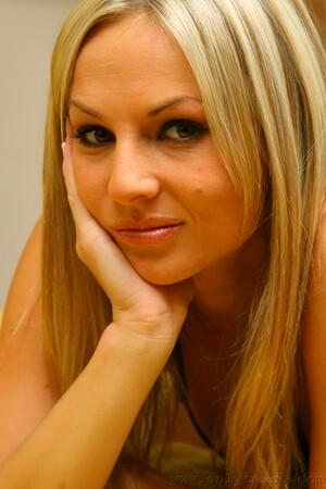 Original 1365 px/ 2048 px