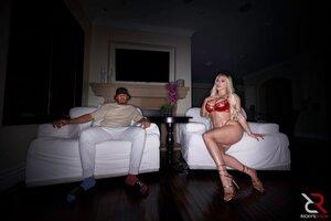 Original 880 px/ 587 px