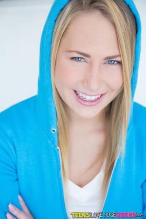 Original 600 px/ 900 px