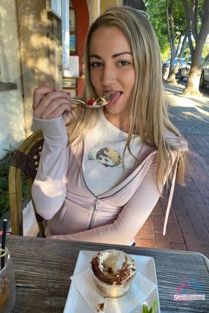 Original 2000 px/ 3000 px