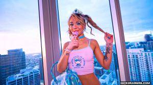 Original 1600 px/ 900 px