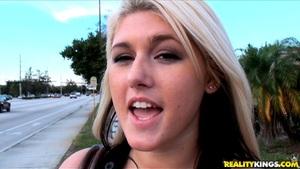 Original 3840 px/ 2160 px