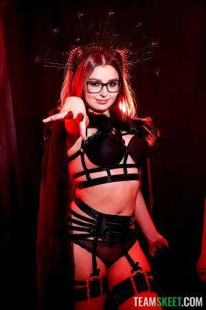 #TeamSkeet Leana Lovings & Mandy Waters - The Summoning The Final Ritual