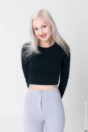 Original 854 px/ 1280 px