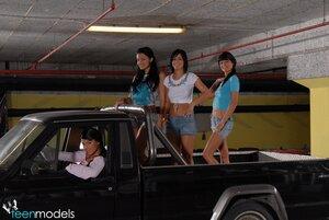 Original 3000 px/ 2008 px