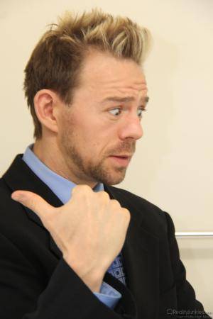 Original 1280 px/ 1920 px