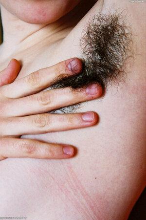 Original 683 px/ 1024 px