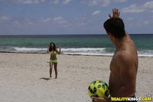 Original 1903 px/ 1269 px