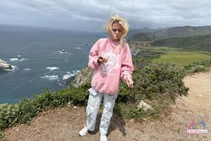 Original 5000 px/ 3333 px