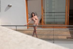 Original 2000 px/ 1333 px