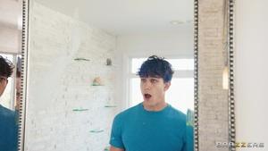 #Brazzers - Nicole Kitt, Destiny Mira - Everyone Loves Destiny!?