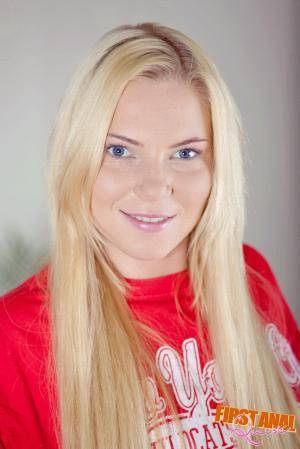 Original 683 px/ 1024 px