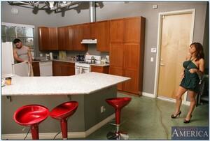 Original 850 px/ 571 px