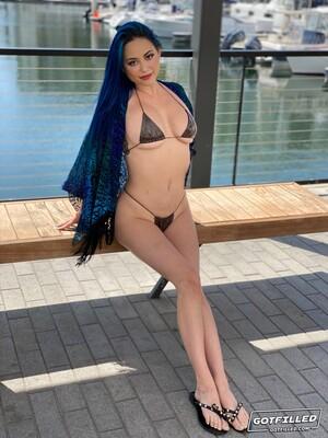 Original 2250 px/ 3000 px