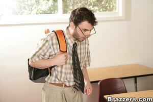 Original 900 px/ 600 px