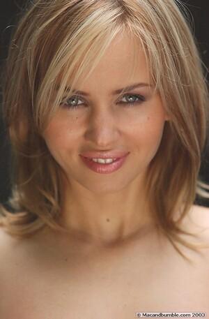 Original 700 px/ 1067 px