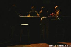 Original 900 px/ 599 px