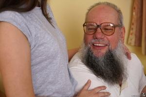 Original 1920 px/ 1281 px